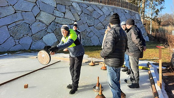 Stockschießen_Reichenau_SB_25.02.2025__1001__Eisbahn_Alter_Sportplatz_.JPG  